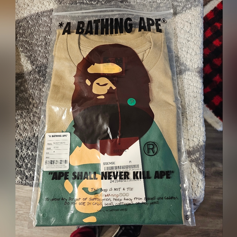 BAPE COLOR BY BATHING APE NWT SIZE MEDIUM